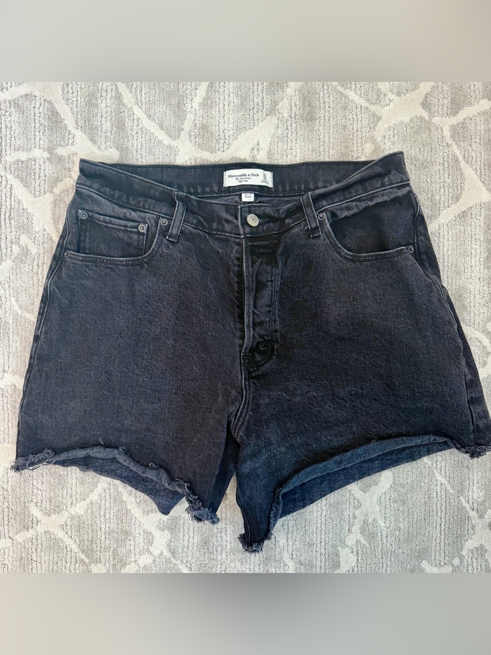Abercrombie & Fitch Women's Black the Dad Shorts High Rise Curve Love 31